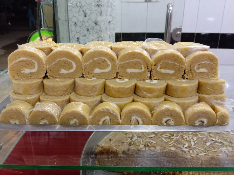 Special Besan Wala ROLL PATEESA